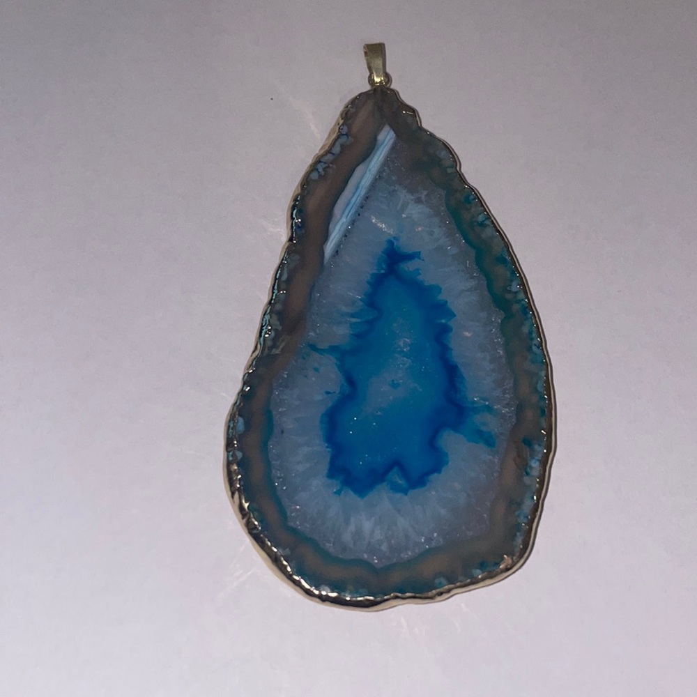 Agate pendant